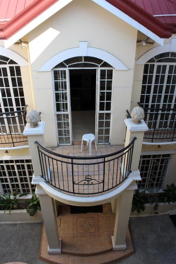 Mang Ben Dormitory Quezon City Exterior foto